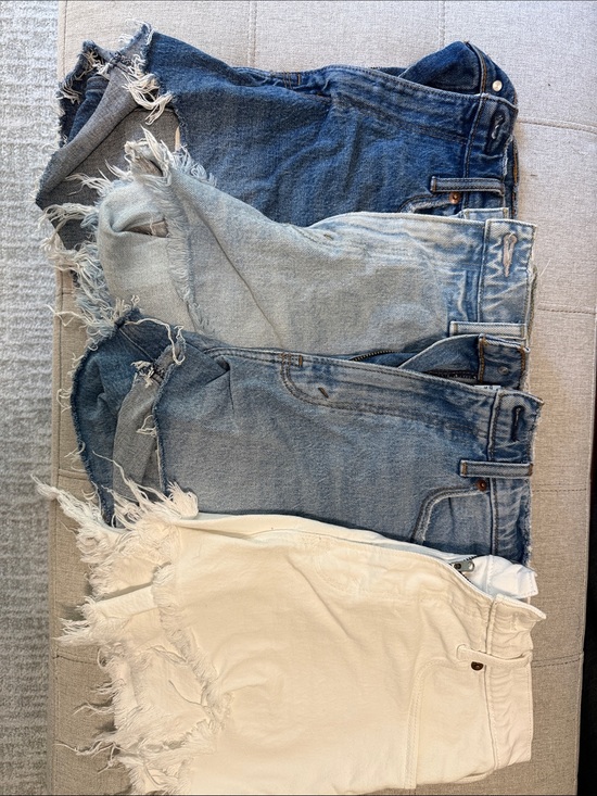 Abercrombie & Fitch Pants - Abercrombie shorts 4 pairs